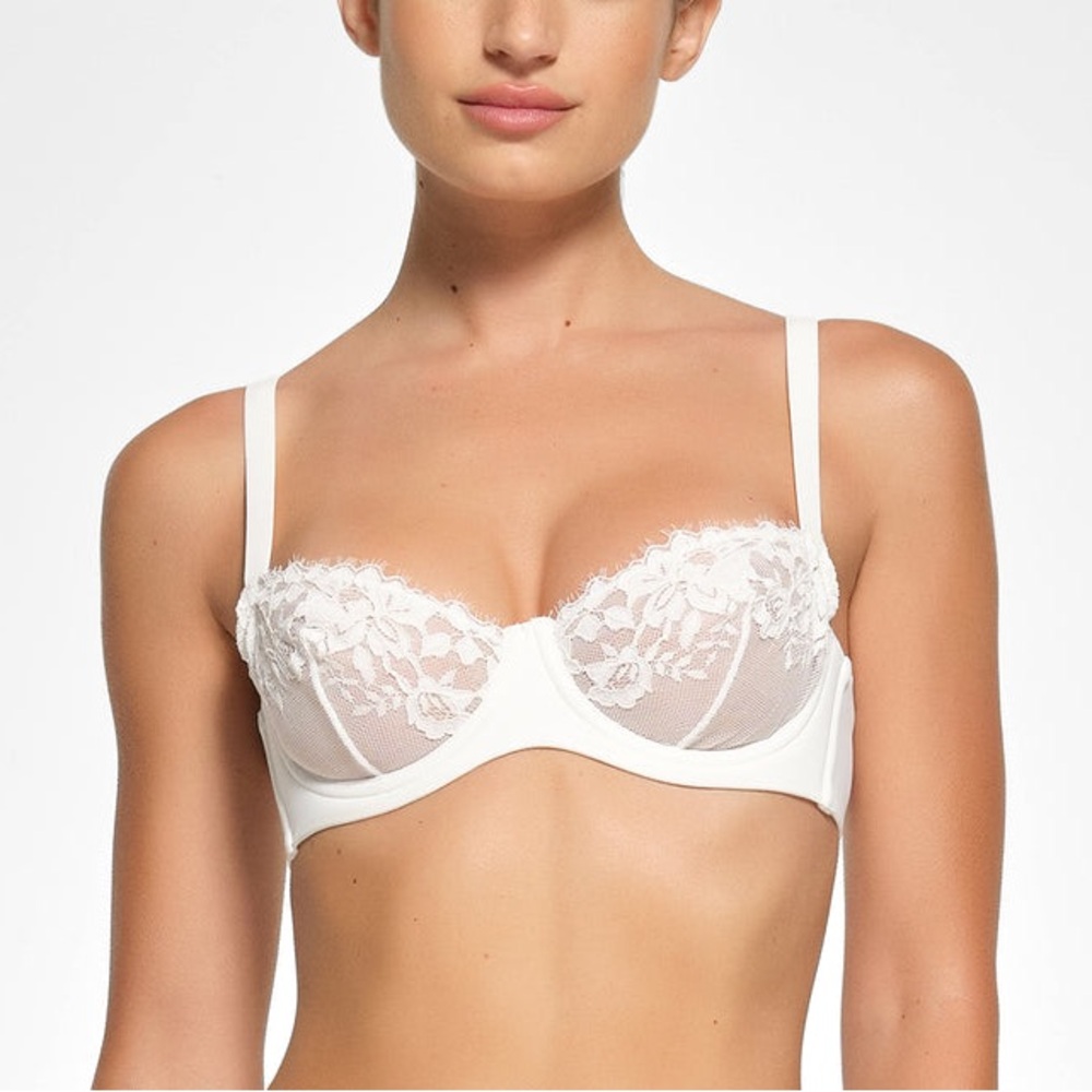 🤍SKIMS FEMME LACE UNLINED BALCONETTE BRA IN MARBLE 34C 36D